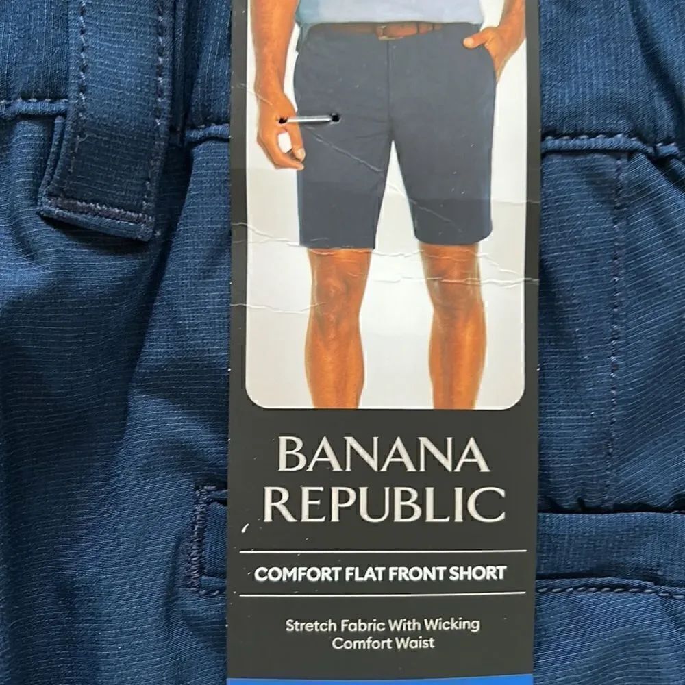 NEW Banana Republic Mens Navy Blue Comfort Flat Front Shorts